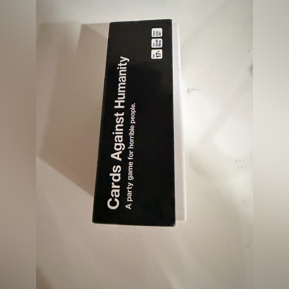 Cards Against Humanity Party Game - Picture 2 of 6